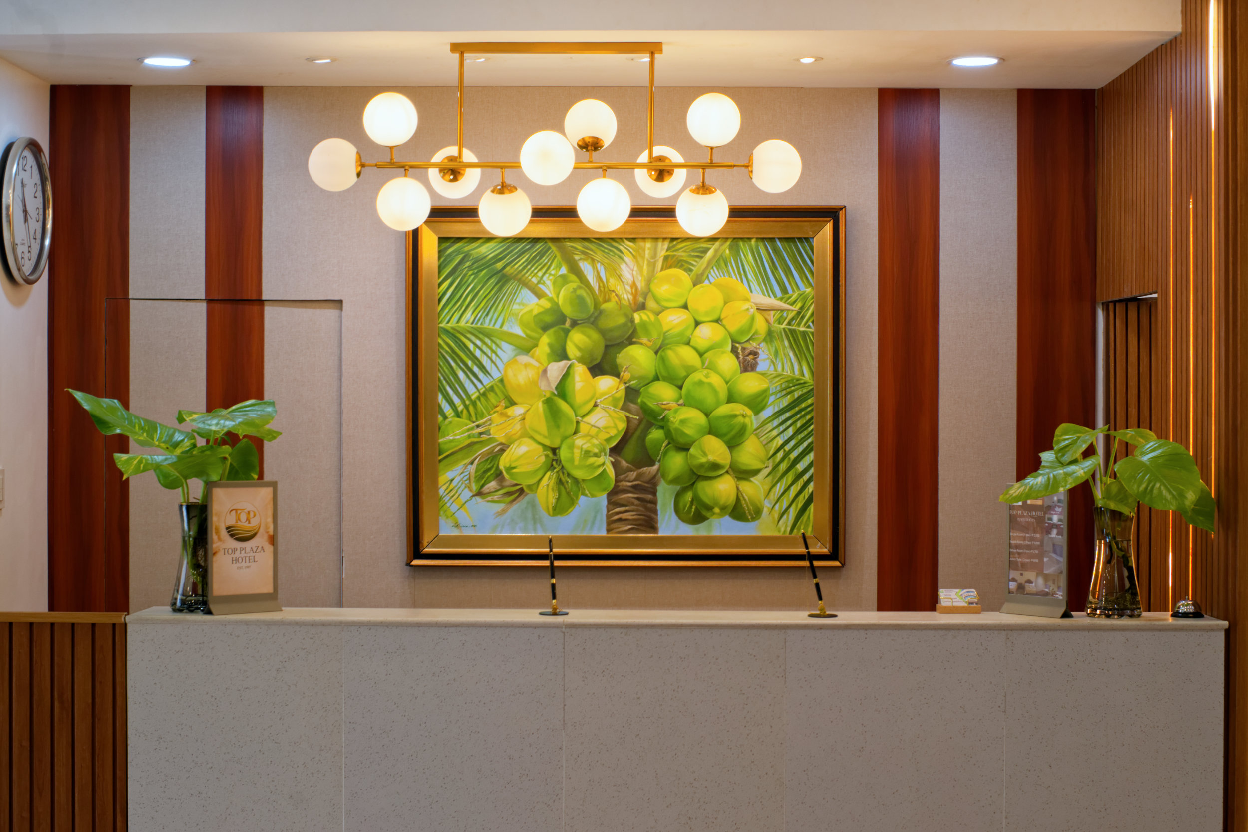 Lobby 11